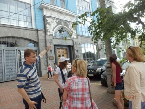 Контрактова площа. Екскурсія Павла Мядзеля на тему: "Німецькі адреси Подолу"