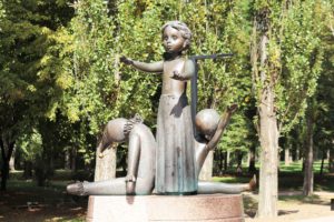 Denkmal für die erschossenen Kinder